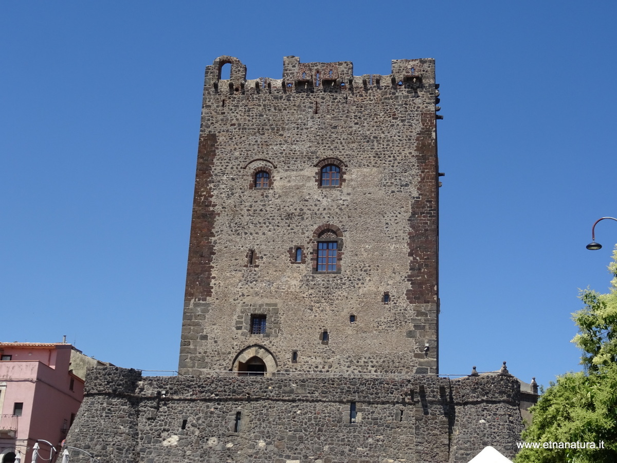 Castello Adrano-Numero visite:31524